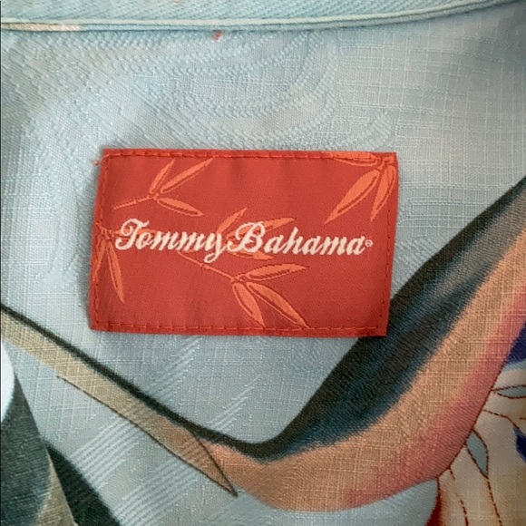 Tommy Bahama original - Picture 2 of 5